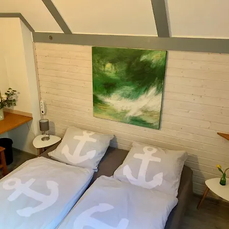 Semesterbostad Idylle Seepark - Haus Mit Pool Und Fasssauna Kirchheim (Hessen)