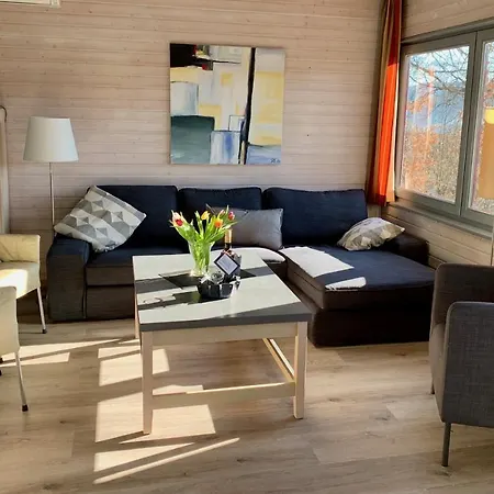 Semesterbostad Idylle Seepark - Haus Mit Pool Und Fasssauna *